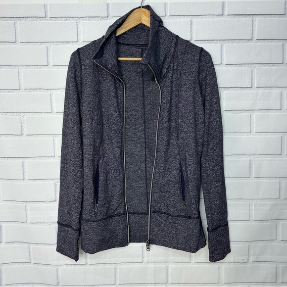 Lululemon Daily Yoga Jacket size 6 - Picture 5 of 10